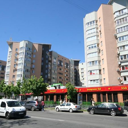 Inn Home Apartments - Livoberezhna Kiev Exterior photo